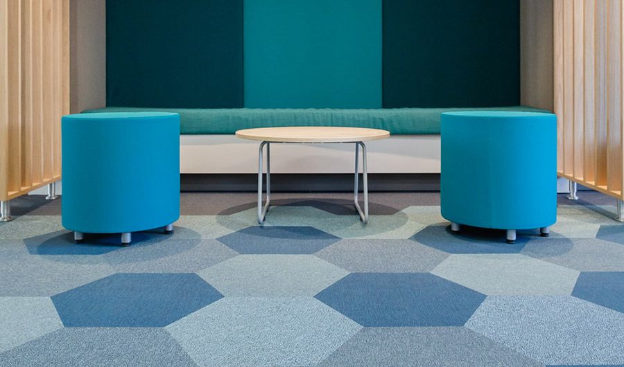 Das Lycée Voltaire bereit für den Schulbeginn dank Dickson Woven Flooring