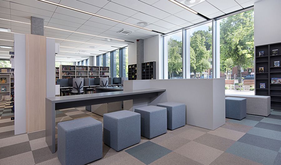 'W PULAWACH' kommunalt bibliotek