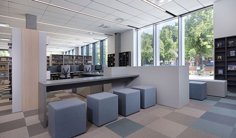 'W PULAWACH' kommunalt bibliotek