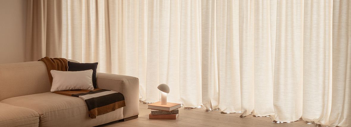 Tissus pour rideaux et voilages – le choix du style, du confort, de la durabilité pour votre maison